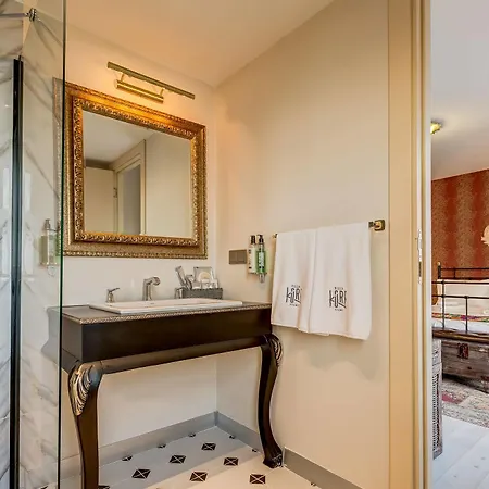 Otel Kore